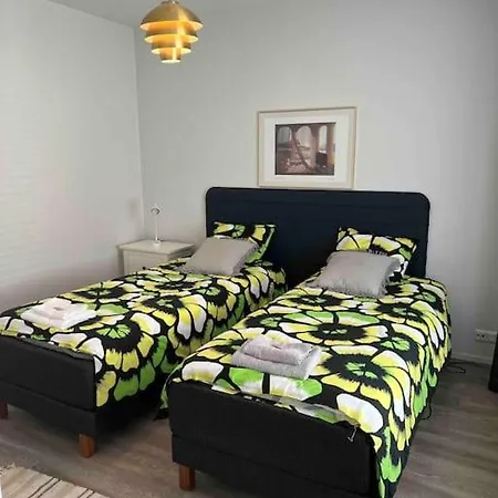 A9 Modern With Balcony, Sauna & Parking * Turku